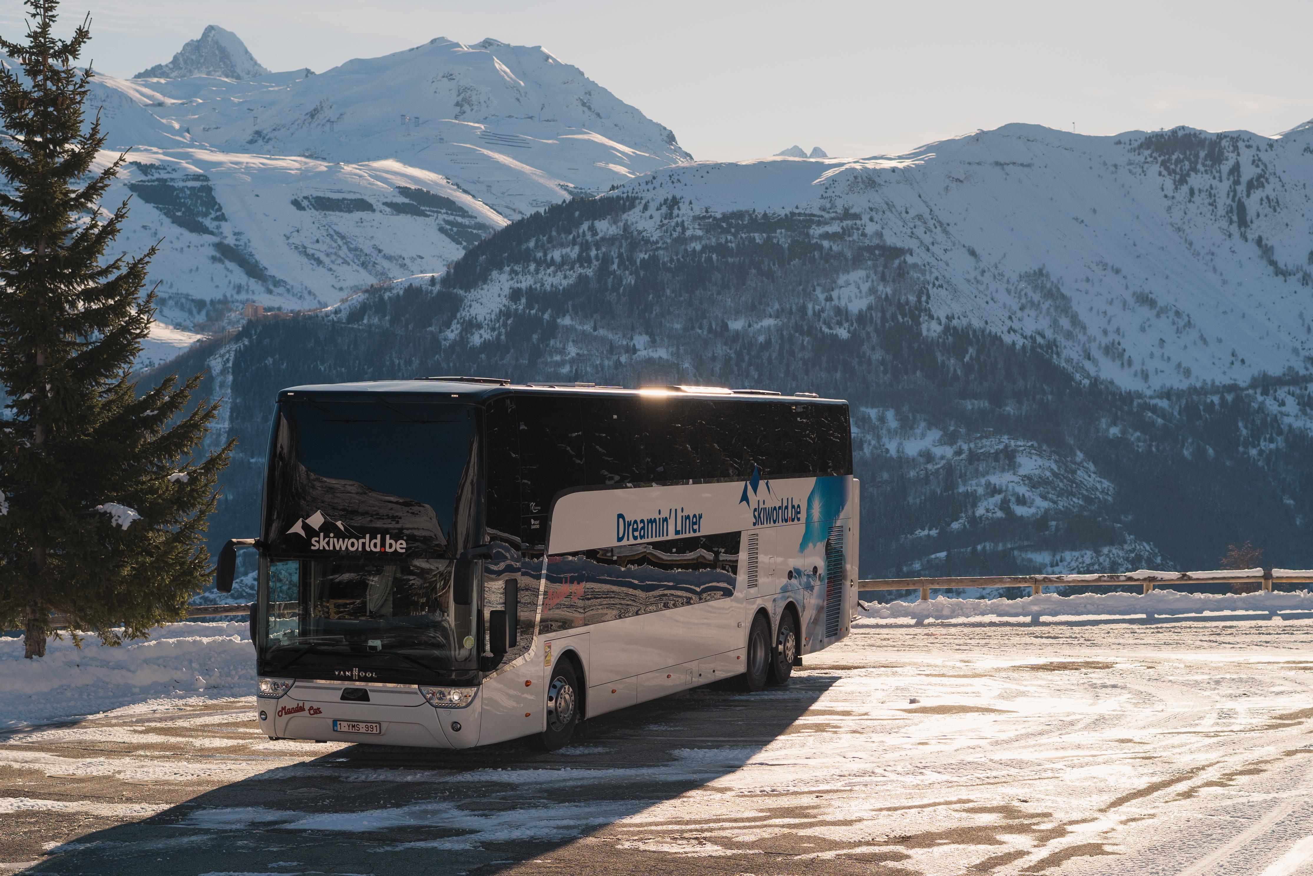 Op skivakantie/skireis/wintersport/vakantie met bus? Dat kan bij Skiworld Travel! 