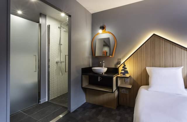 kamer in base camp lodge