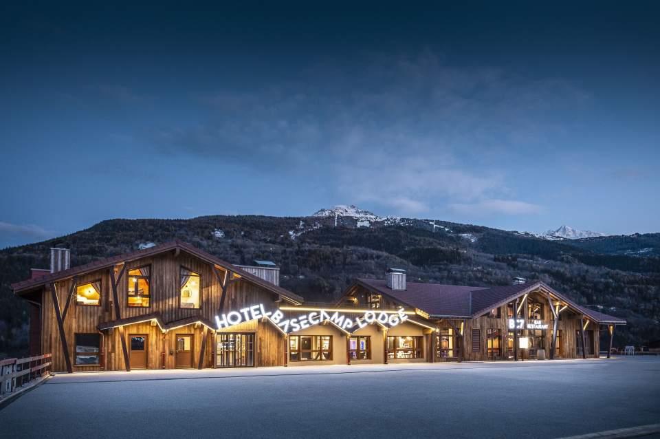 base camp lodge bourg saint maurice les arc